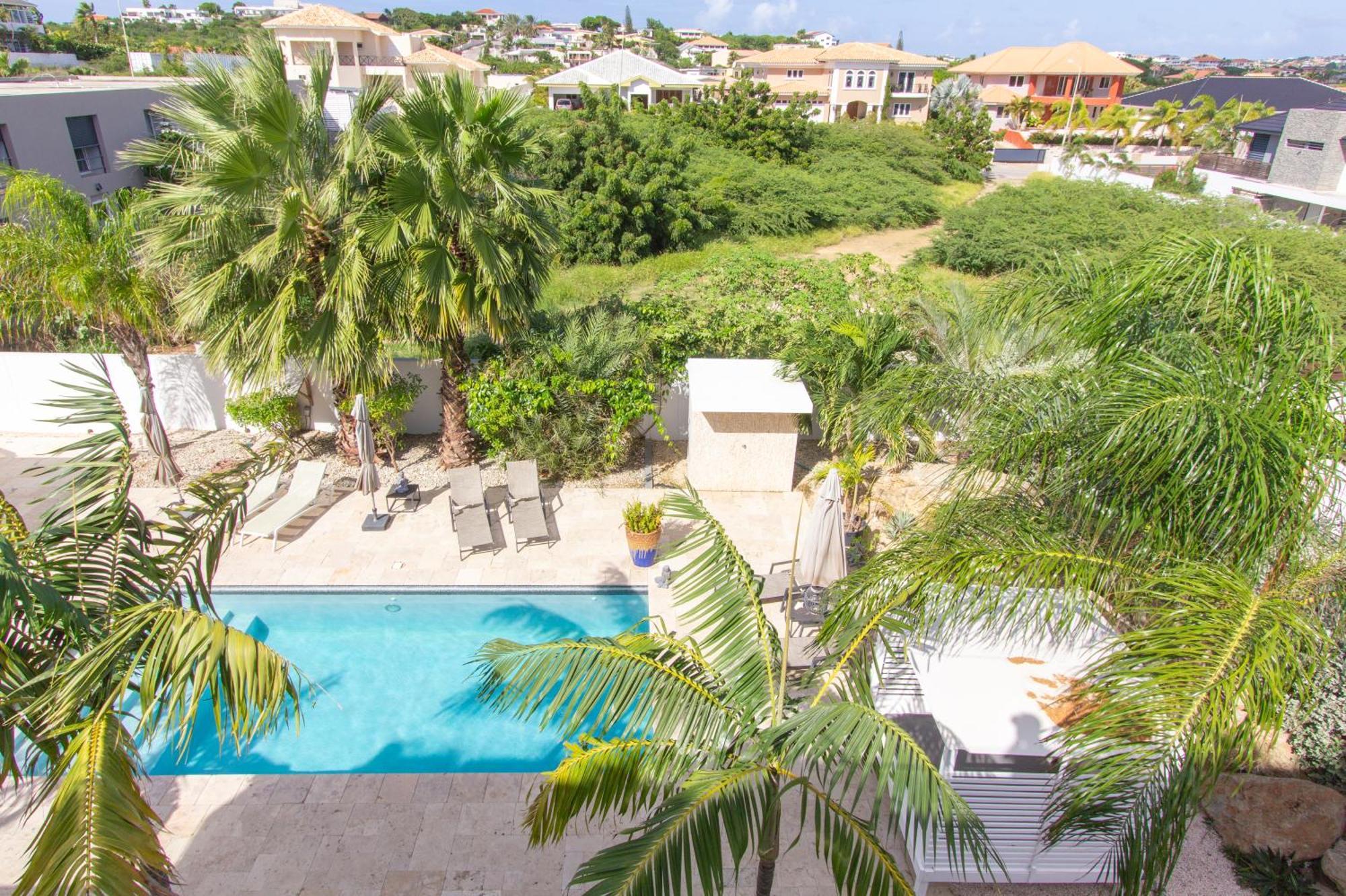 Goudhaen Luxury Private Apartments Jan Thiel Beach Ngoại thất bức ảnh