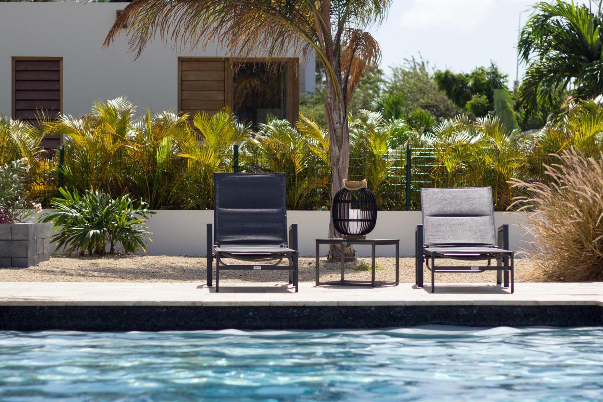 Goudhaen Luxury Private Apartments Jan Thiel Beach Ngoại thất bức ảnh