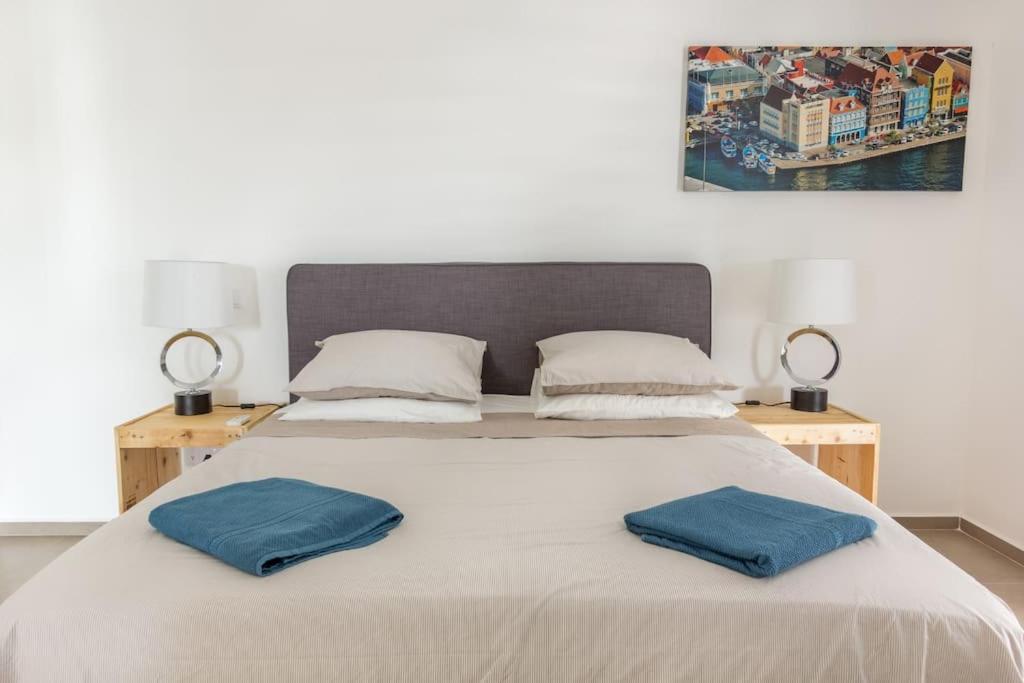 Goudhaen Luxury Private Apartments Jan Thiel Beach Ngoại thất bức ảnh